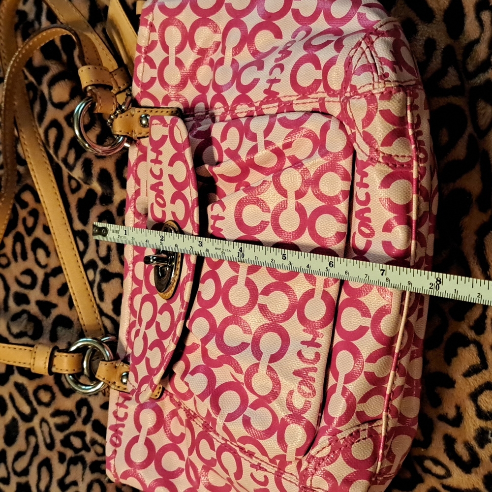 ADORABLE COACH BAG - Picture 4 of 7